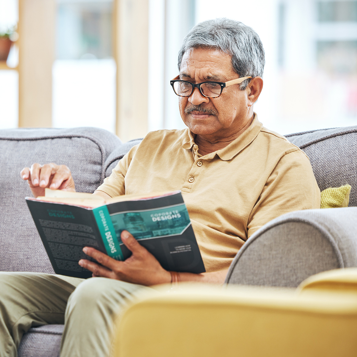 Spanish Book Club: “En agosto nos vemos”