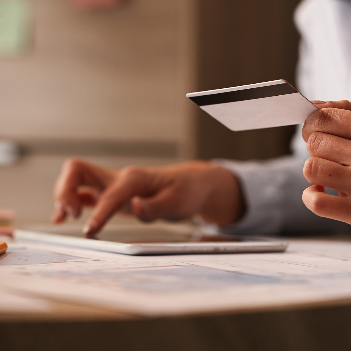 Banks Are Becoming Bulwarks Against Scams for Vulnerable Seniors